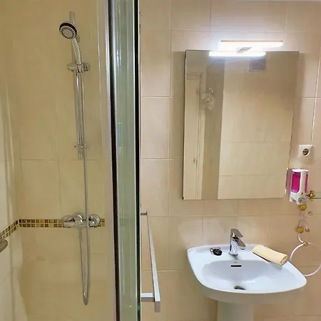 Skol 705. Two Bedrooms Duplex With Amazing Sea Views 马尔韦利亚