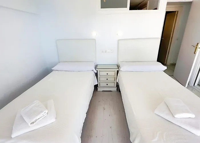 아파트 Skol 705. Two Bedrooms Duplex With Amazing Sea Views 마르베야